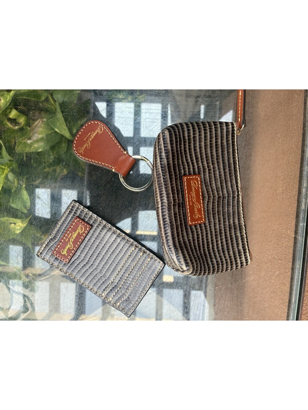 Dooney & Bourke 3 Pc Lizard Embossed Leather Set Pouch Card Holder Key Fob